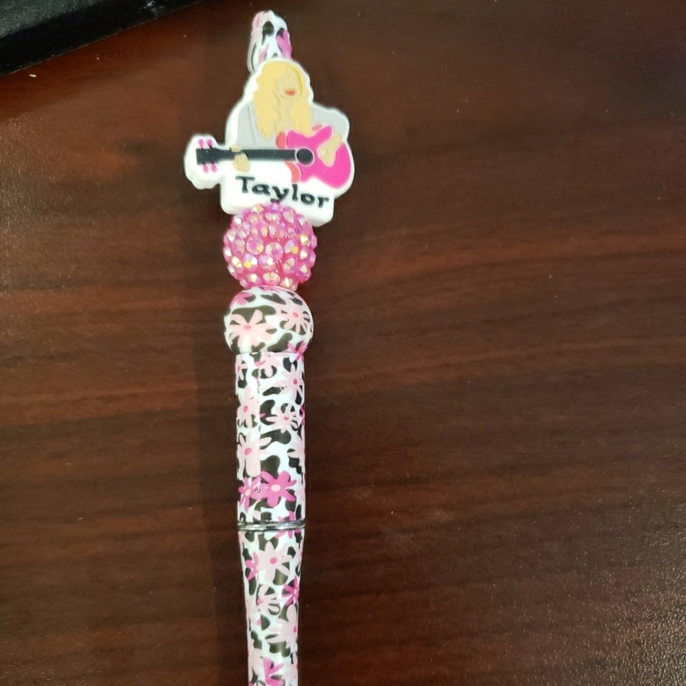 New Handmade Pink Taylor Swift Focal Bead Beaded Pen
